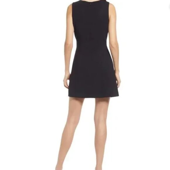 NWT FRENCH CONNECTION Black Whisper V-Neck Cut Out Dress 0 - Picture 3 of 7